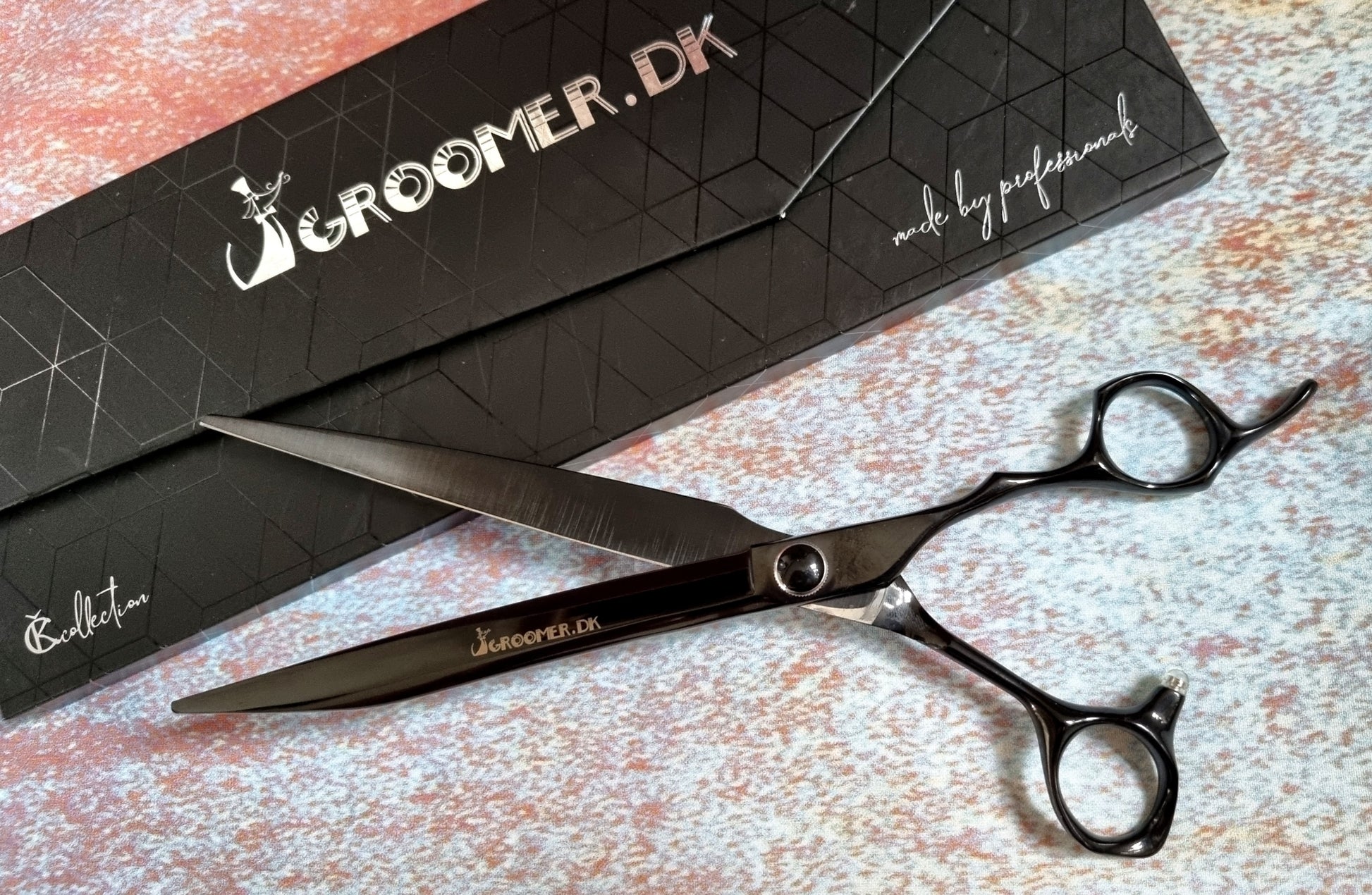 Groomer.dk Raven Long Straight Scissor - 8.5 Inch - Professional Dog Grooming Scissor