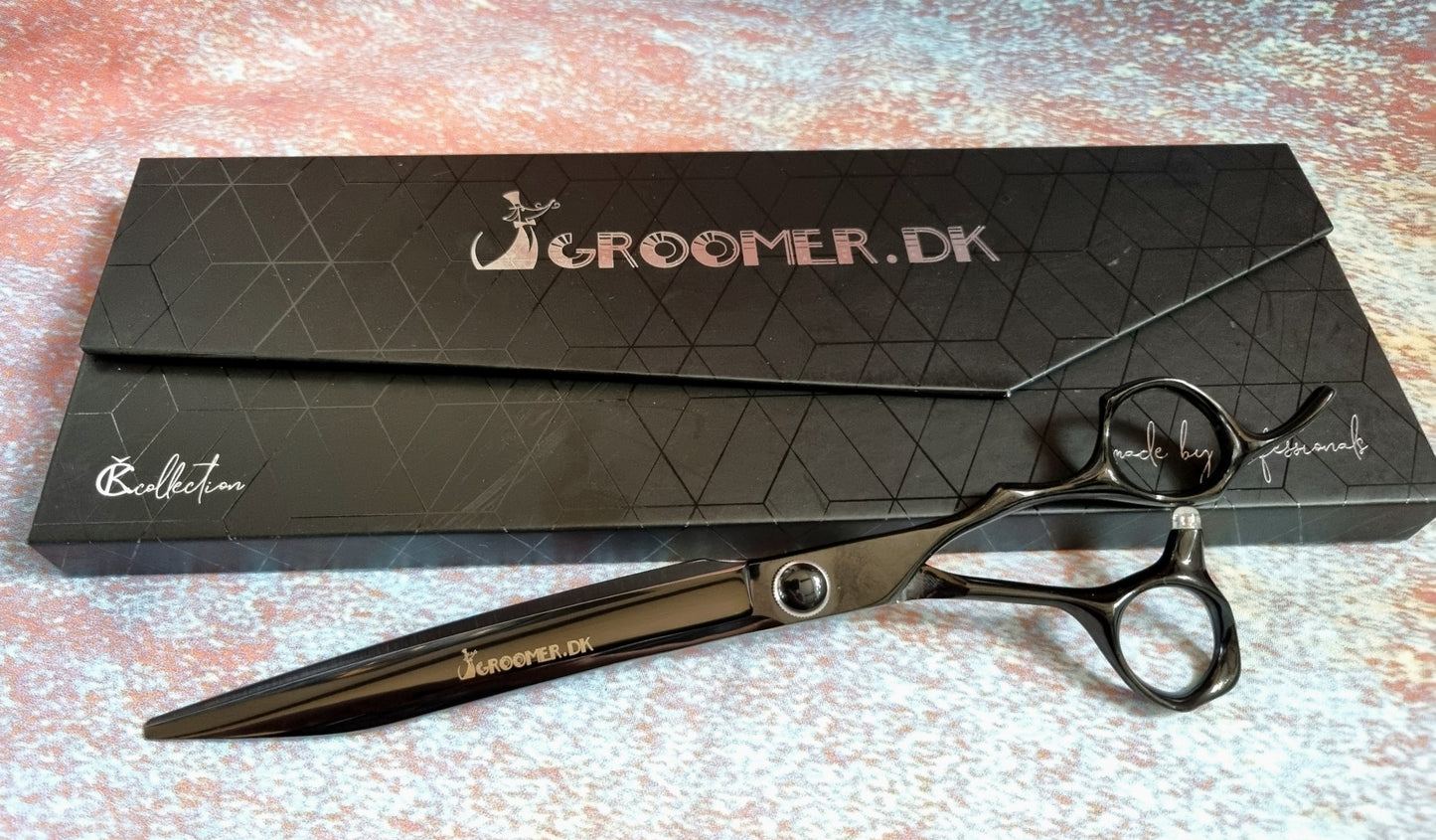 Groomer.dk Raven Long Straight Scissor - 8.5 Inch - Professional Dog Grooming Scissor
